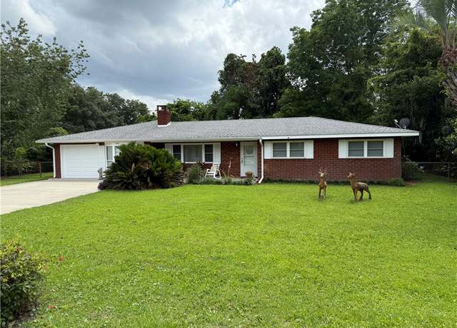 Property at 118 Bel Air Dr, Brunswick, GA 31520, 3 beds, 1 bath