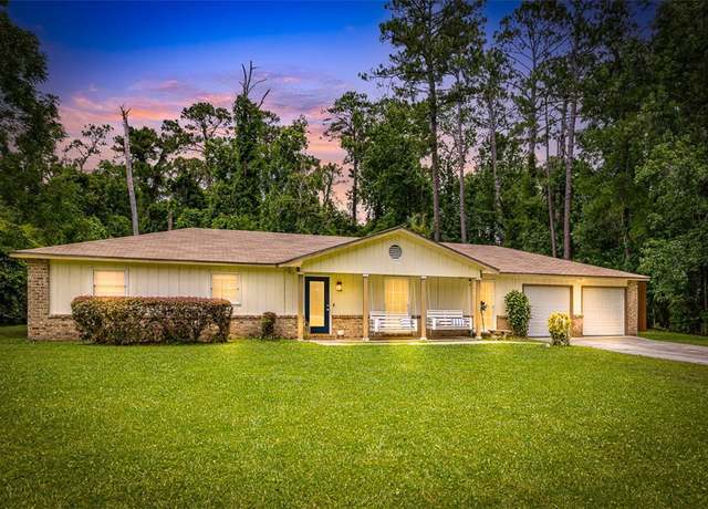 Property at 1201 Fairway Rd, Brunswick, GA 31525, 3 beds, 2 baths
