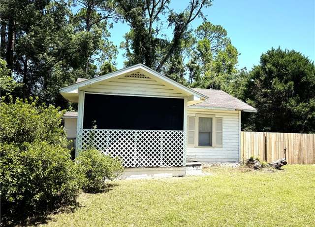 Property at 1430 Isabella St, Waycross, GA 31503, 2 beds, 1 bath