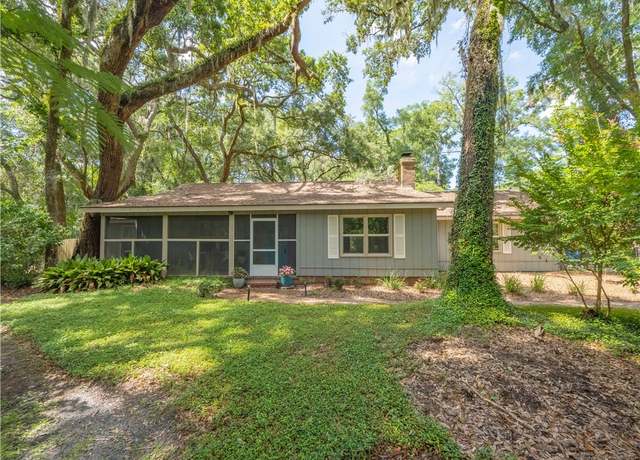 Property at 111 Seminole Rd, Brunswick, GA 31525, 3 beds, 2 baths