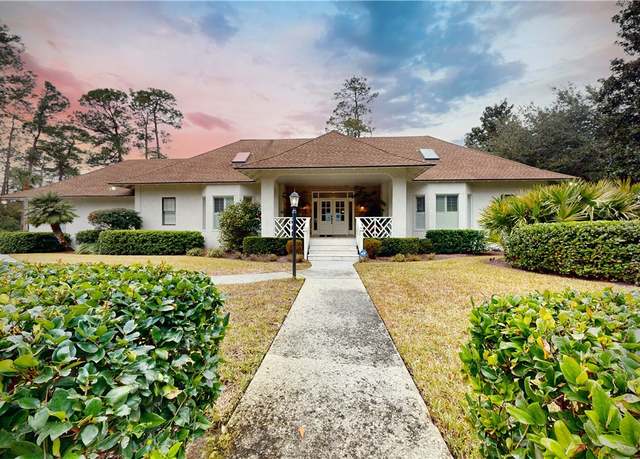 Property at 158 Merion, St Simons Island, GA 31522, 5 beds, 5 baths