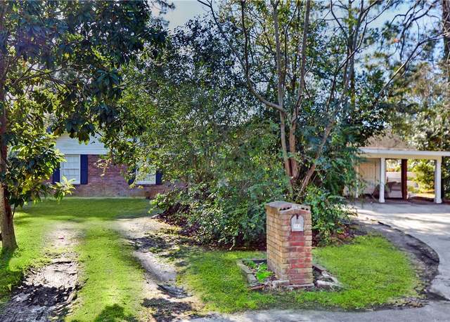 Property at 143 Mcdowell Ave, Brunswick, GA 31525, 3 beds, 1.5 baths