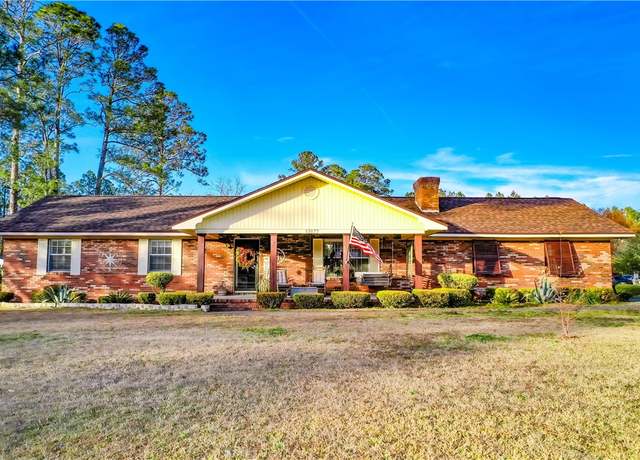 Property at 13177 W Cleveland St, Nahunta, GA 31553, 3 beds, 2 baths