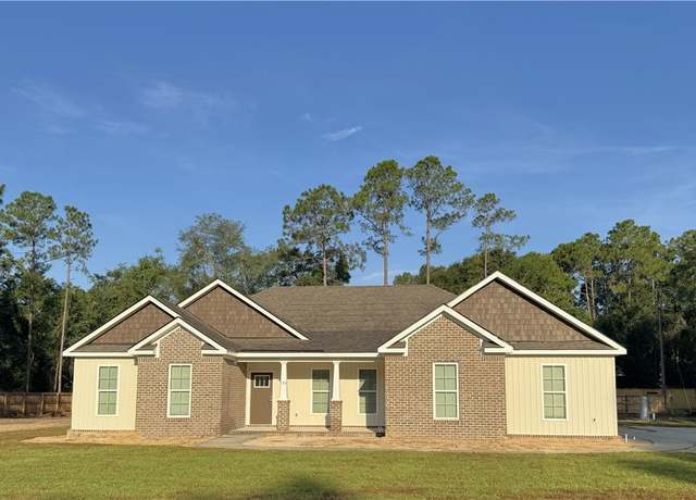 Property at 193 W Melody Dr, Jesup, GA 31545, 4 beds, 2.5 baths