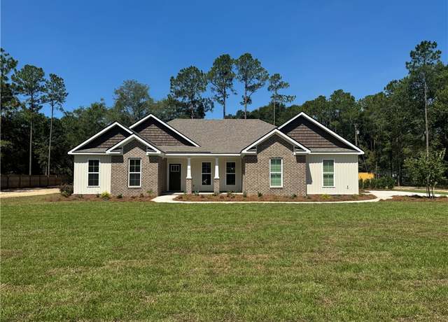 Property at 193 W Melody Dr, Jesup, GA 31545, 4 beds, 2.5 baths