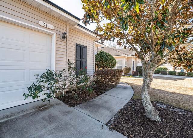 Property at 241 Callie Cir, Brunswick, GA 31523, 3 beds, 2 baths