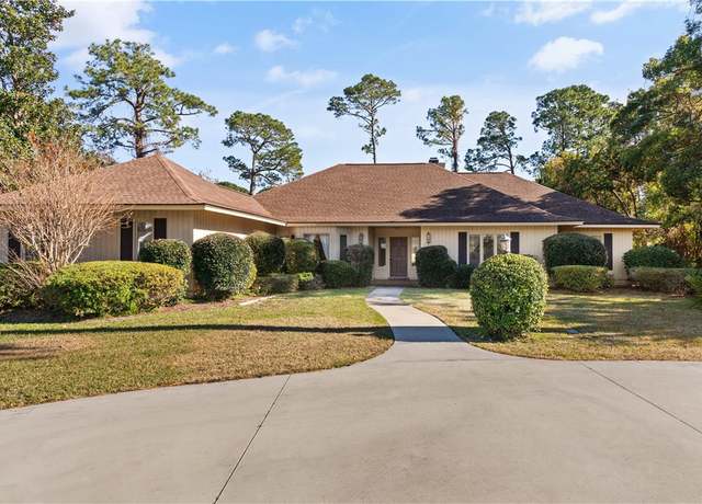 Property at 127 Pine Vly, St Simons Island, GA 31522, 3 beds, 2.5 baths