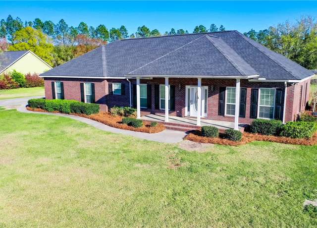 Property at 6121 Stoney Brook Dr, Blackshear, GA 31516, 3 beds, 2 baths