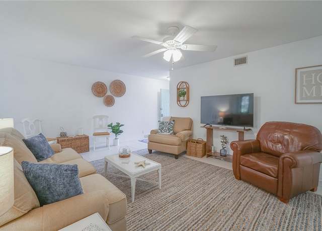 Property at 233 Walmar Grv, St Simons Island, GA 31522, 2 beds, 2 baths
