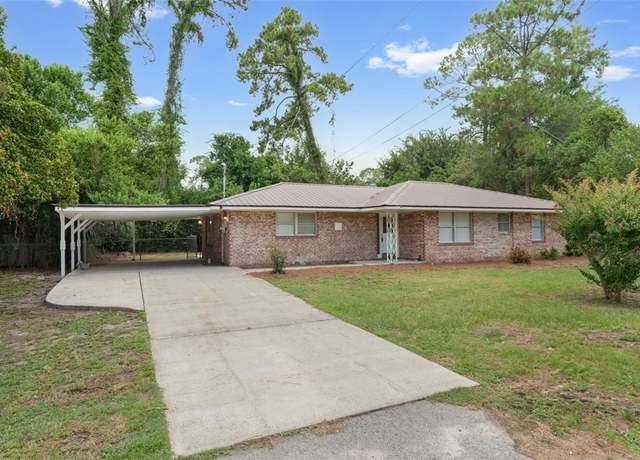 Property at 655 Mccain St, Brunswick, GA 31525, 4 beds, 2 baths