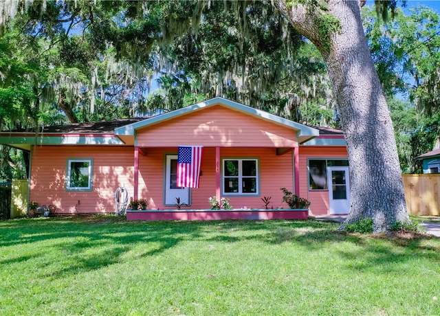 Property at 314 Norwich St, Brunswick, GA 31520, 2 beds, 2 baths