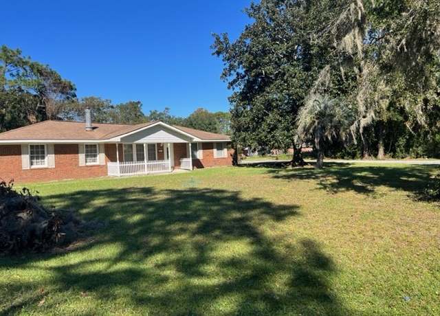 Property at 201 Spruce Rd, Brunswick, GA 31525, 3 beds, 2 baths