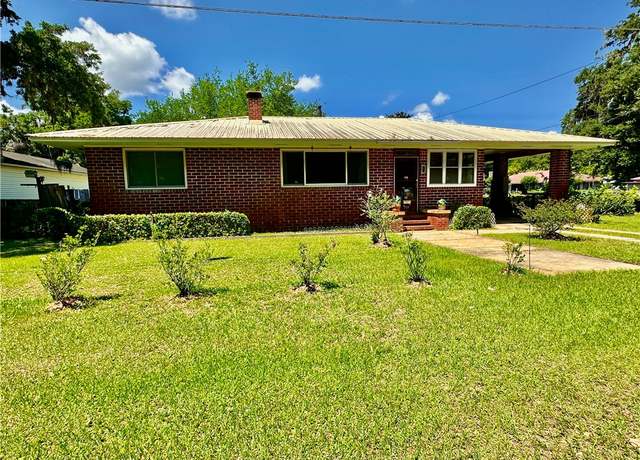 Property at 519 Albany St, Brunswick, GA 31520, 2 beds, 2 baths