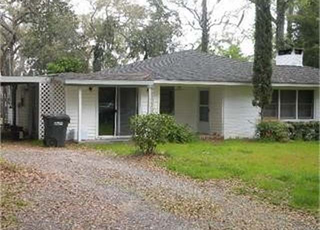 Property at 107 Silver Lake Rd, St Simons Island, GA 31522, 2 beds, 1 bath