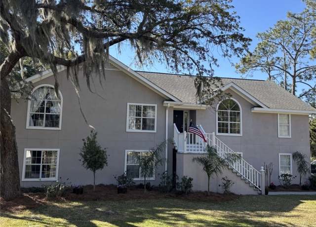 Property at 407 Palm Dr, St Simons Island, GA 31522, 5 beds, 3 baths