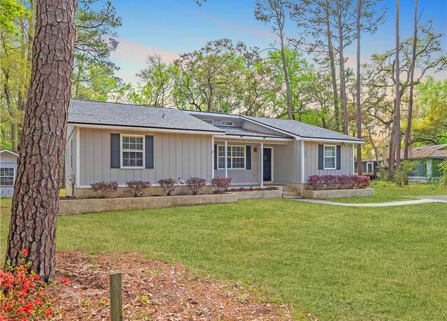Property at 102 Marsh Oak Dr, Brunswick, GA 31525, 4 beds, 2.5 baths