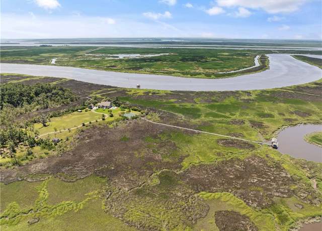 Property at 17 Ac S Black Island Rd SE, Darien, GA 31305
