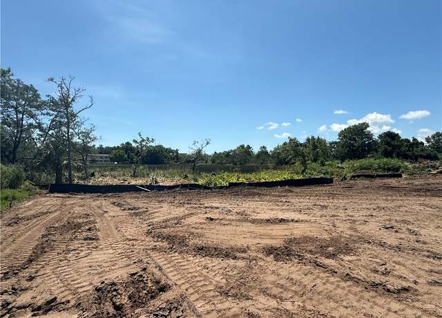 Property at 24 Orchard Rd, St Simons Island, GA 31522