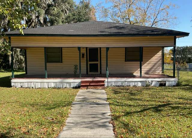 Property at 1212 Martin Luther King Dr, Waycross, GA 31503, 3 beds, 1 bath