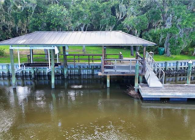 Property at 1096 Guale Pt SE, Darien, GA 31305
