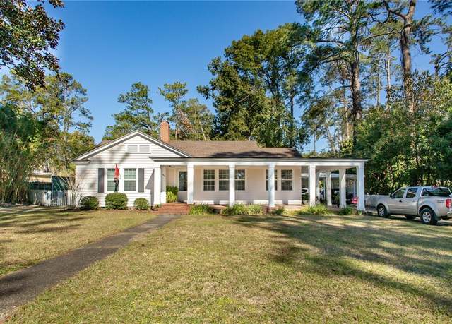 Property at 705 Atlantic Ave, Waycross, GA 31501, 4 beds, 2 baths