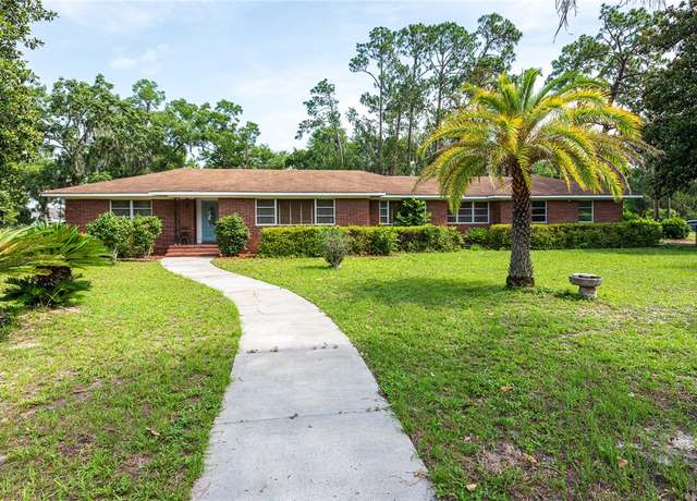 Property at 177 Pinewood St, Folkston, GA 31537, 3 beds, 2 baths