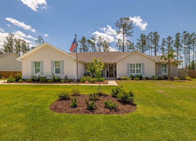 Property at 317 Belmont Cir, Brunswick, GA 31525, 4 beds, 3 baths