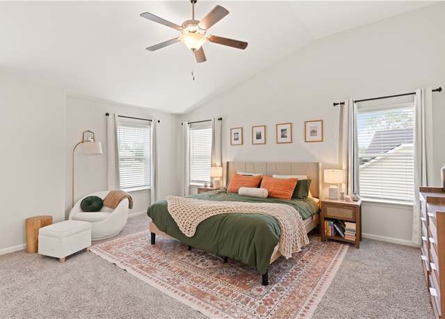 Property at 197 Acorn Dr, Brunswick, GA 31525, 4 beds, 2.5 baths
