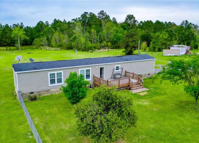 Property at 2509 Barnes Rd, Blackshear, GA 31516, 2 beds, 2 baths