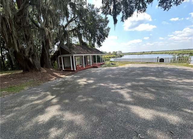 Property at 1080 Plantation Dr SW, Darien, GA 31305