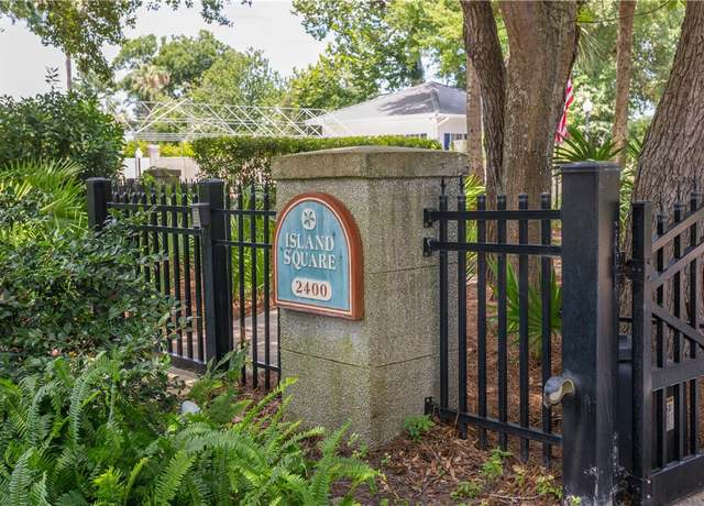 Property at 112 S Island Square Dr S #112, St Simons Island, GA 31522, 2 beds, 2.5 baths