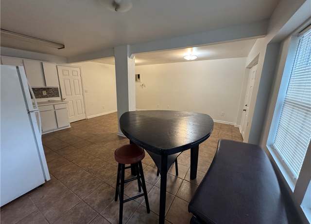Property at 3504 Treville Ave #5, Brunswick, GA 31520, 2 beds, 1.5 baths