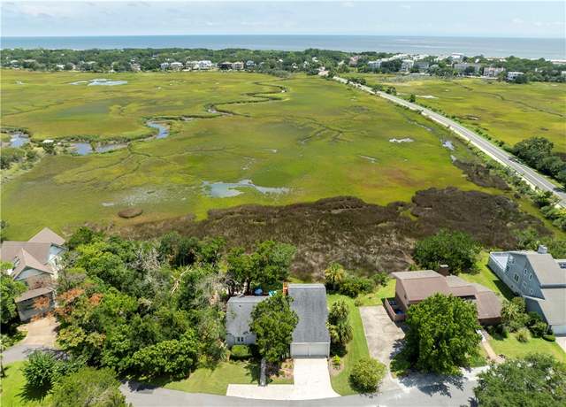 Property at 104 Demere Retreat Ln, St Simons Island, GA 31522, 4 beds, 2.5 baths