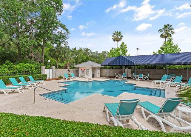 Property at 150 S Island Square Dr, St Simons Island, GA 31522, 2 beds, 2.5 baths