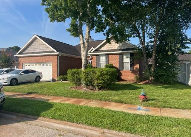Property at 400 Wellington Pl, Brunswick, GA 31523, 3 beds, 2 baths