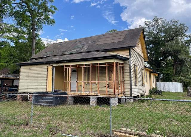 Property at 2000 Union St, Brunswick, GA 31520, 4 beds, 2 baths