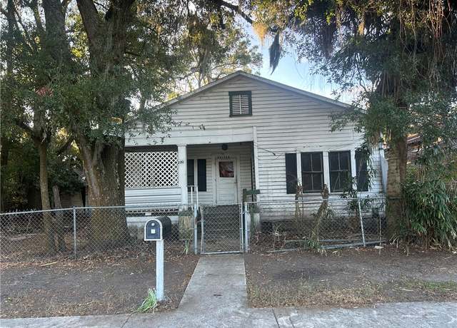 Property at 1100 I St, Brunswick, GA 31520, 4 beds, 2 baths