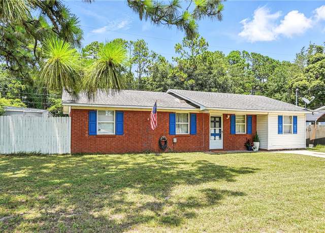 Property at 125 Enterprise St, Brunswick, GA 31525, 3 beds, 2 baths
