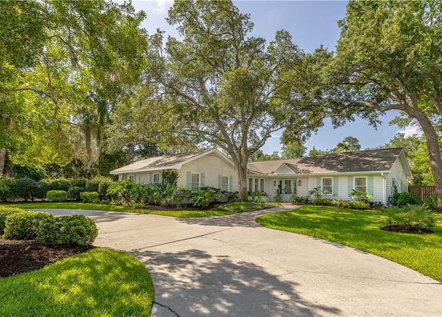 Property at 122 Saint Andrews Dr, St Simons Island, GA 31522, 4 beds, 3 baths