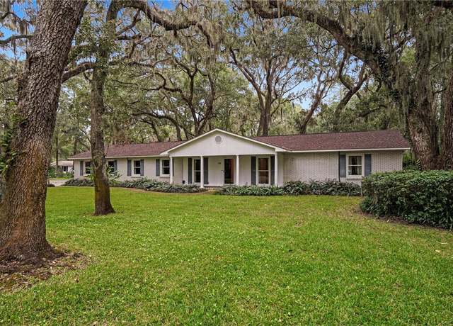 Property at 149 St Clair Dr, St Simons Island, GA 31522, 4 beds, 2.5 baths