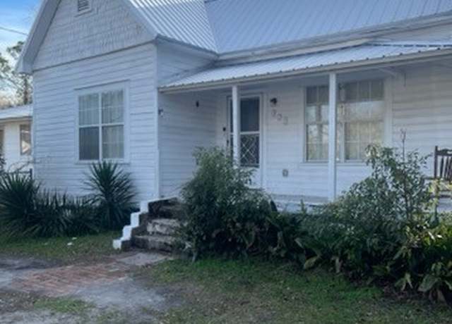 Property at 322 Archer St, Waycross, GA 31501, 2 beds, 1 bath
