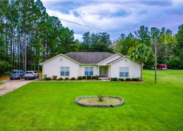 Property at 231 Buck Swamp Rd, Brunswick, GA 31523, 4 beds, 2.5 baths