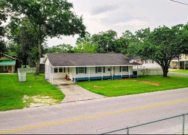 Property at 315 Magnolia St, Waycross, GA 31501, 3 beds, 1 bath