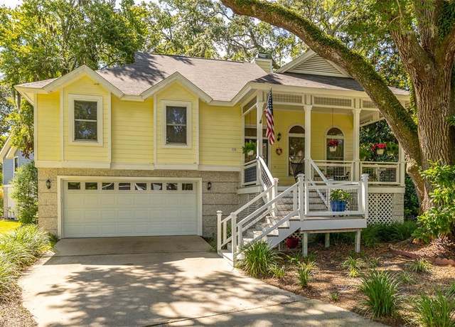 Property at 118 Grand Oaks Ln, St Simons Island, GA 31522, 3 beds, 2 baths