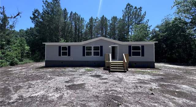 Photo of 357 Hope Rd, Waynesville, GA 31566