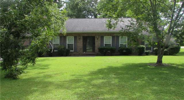 Photo of 2500 Red Oak Dr, Waycross, GA 31501