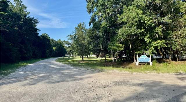 Photo of 1924 Cedar Ct, Waverly, GA 31565