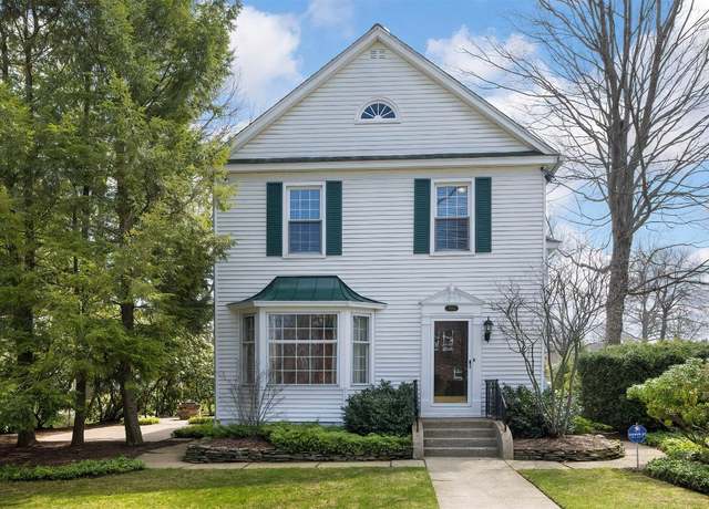Property at 905 W Arlington Rd, Erie, PA 16509, 4 beds, 3 baths