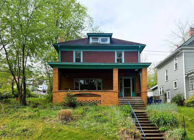 Property at 626 Walnut St, Meadville, PA 16335, 3 beds, 1 bath