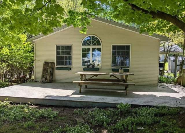 Property at 13478 Old Lake Rd #63, East Springfield, PA 16411, 2 beds, 1 bath